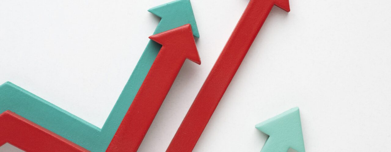 increasing market trend arrows.