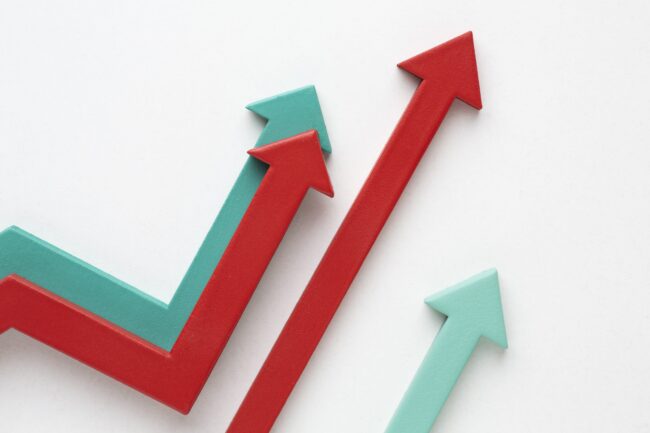 increasing market trend arrows.